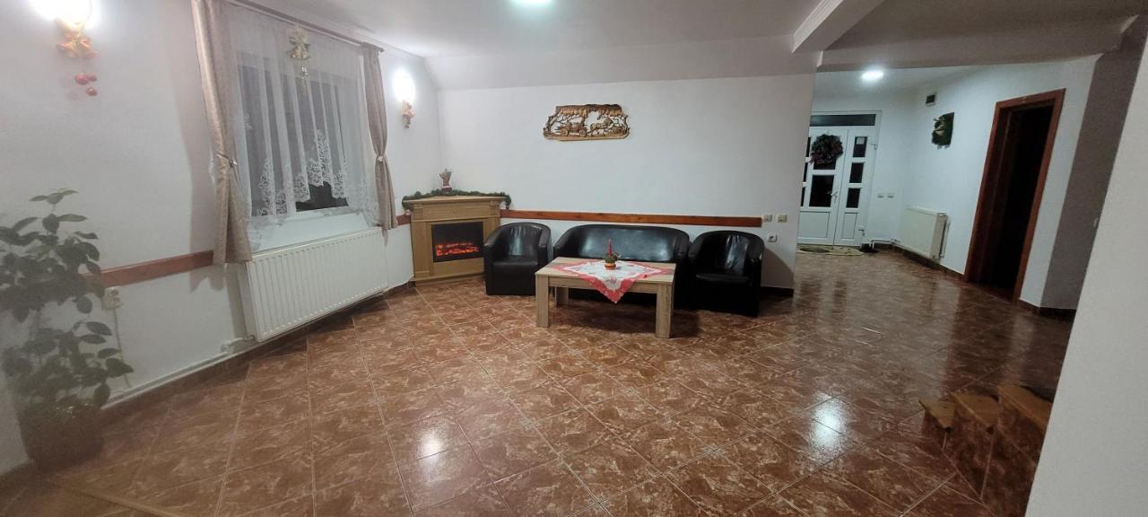 Pensiunea Casa Ady Бран Экстерьер фото