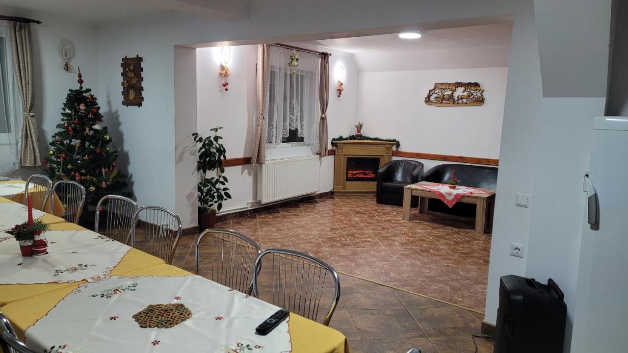 Pensiunea Casa Ady Бран Экстерьер фото