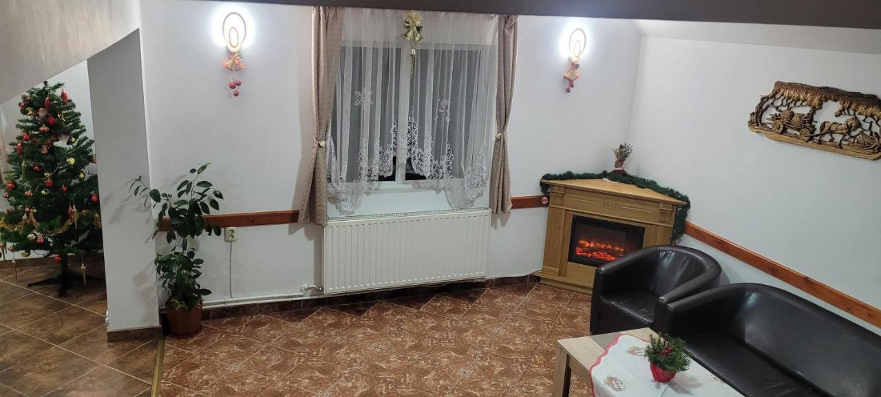 Pensiunea Casa Ady Бран Экстерьер фото