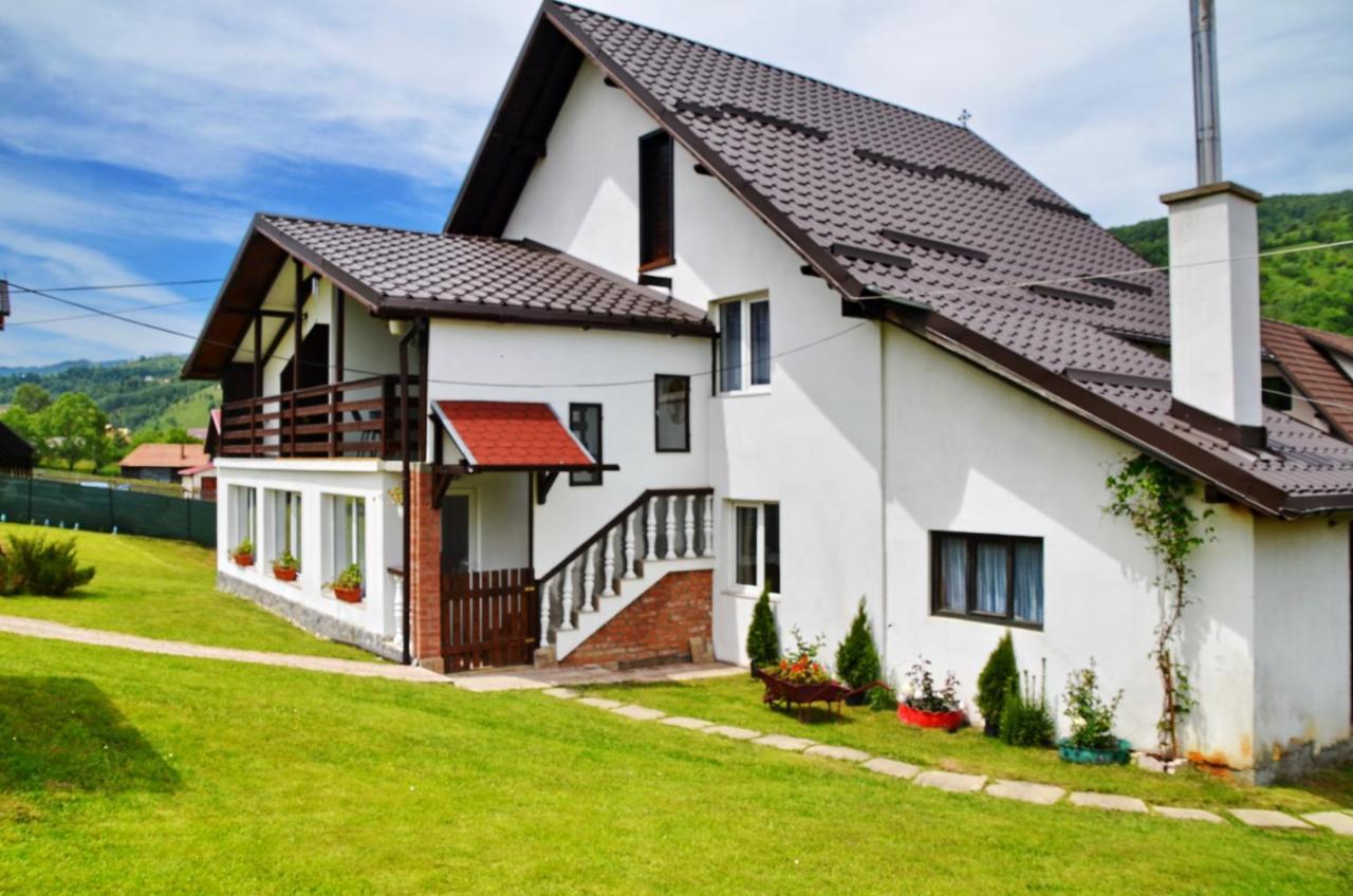 Pensiunea Casa Ady Бран Экстерьер фото