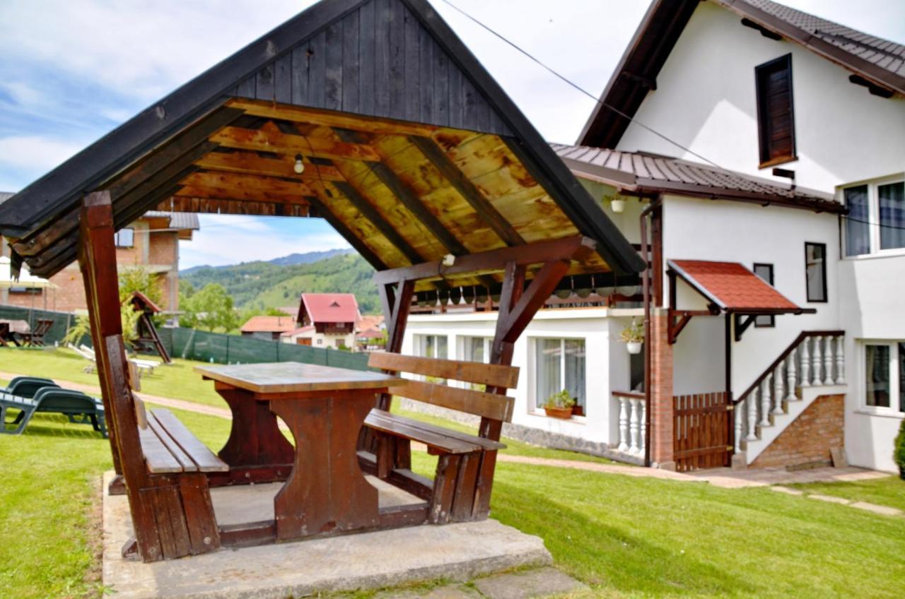 Pensiunea Casa Ady Бран Экстерьер фото